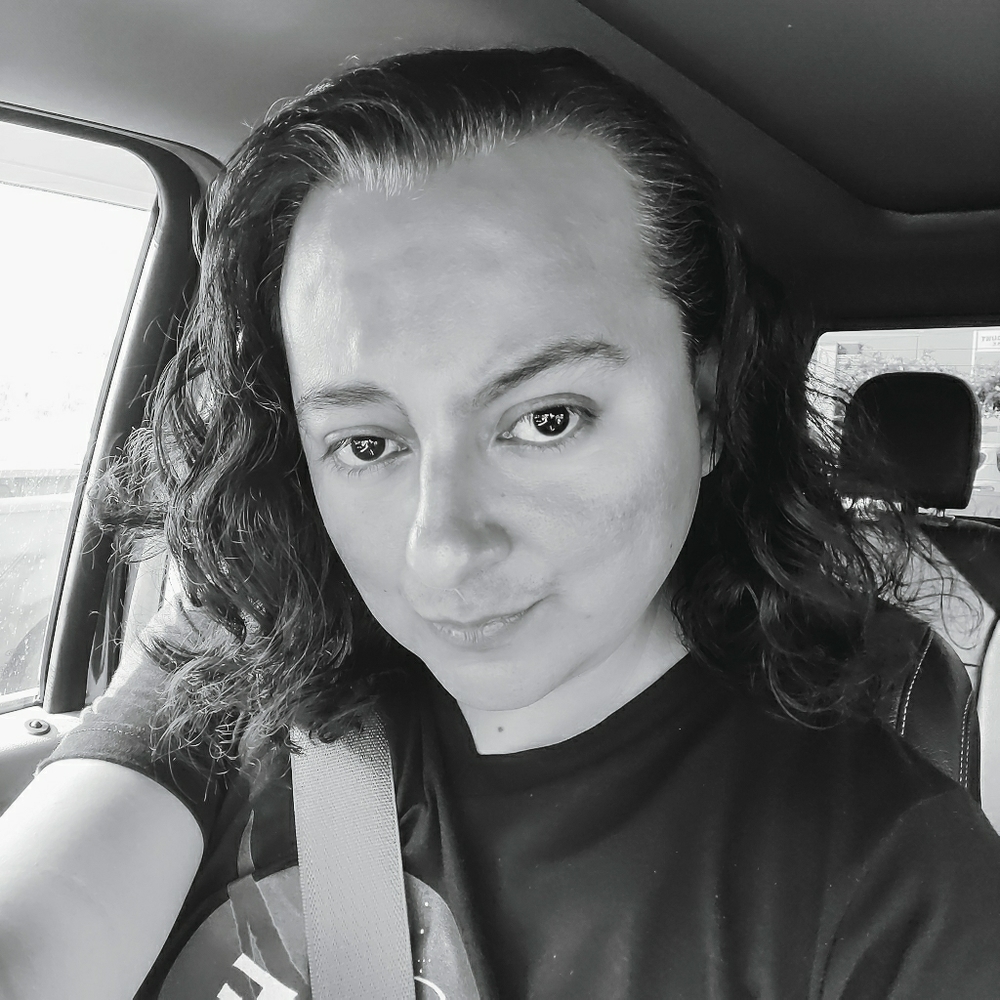 Meet your Posher, Luis carlos